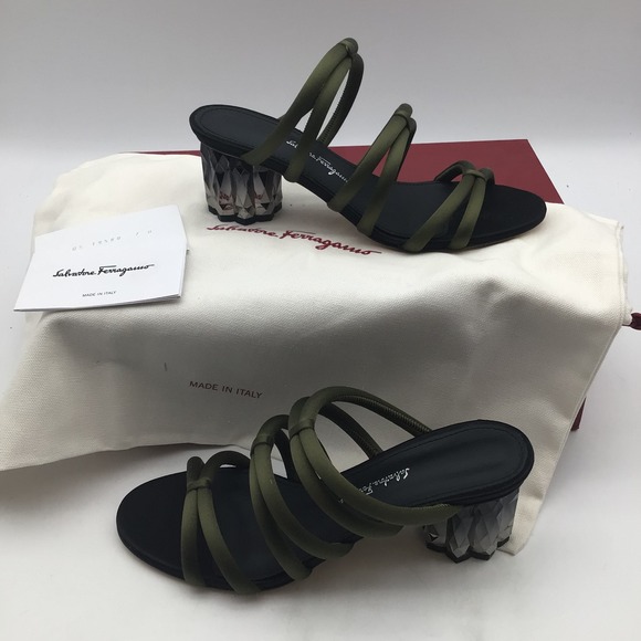 Salvatore Ferragamo Amalia 55 Olive Green Crystal Block‎ Heel Womens Size 7 New